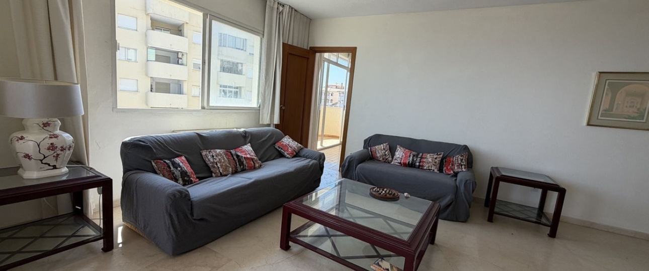 Resale - apartment - Estepona - Estepona Centro