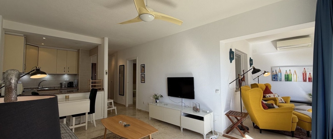 Resale - apartment - Estepona - Estepona Centro