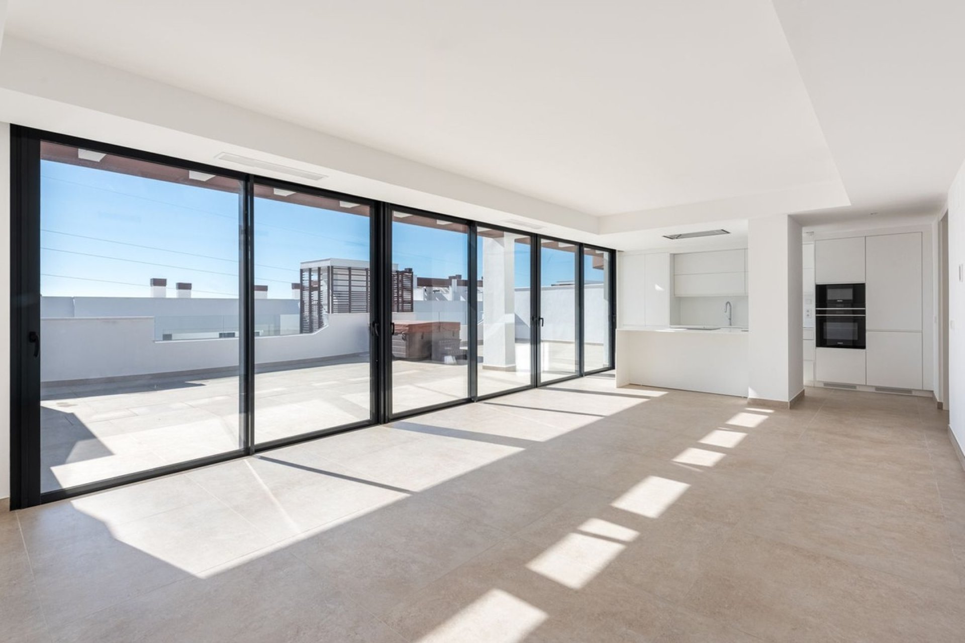 Resale - apartment - Estepona - Estepona Centro