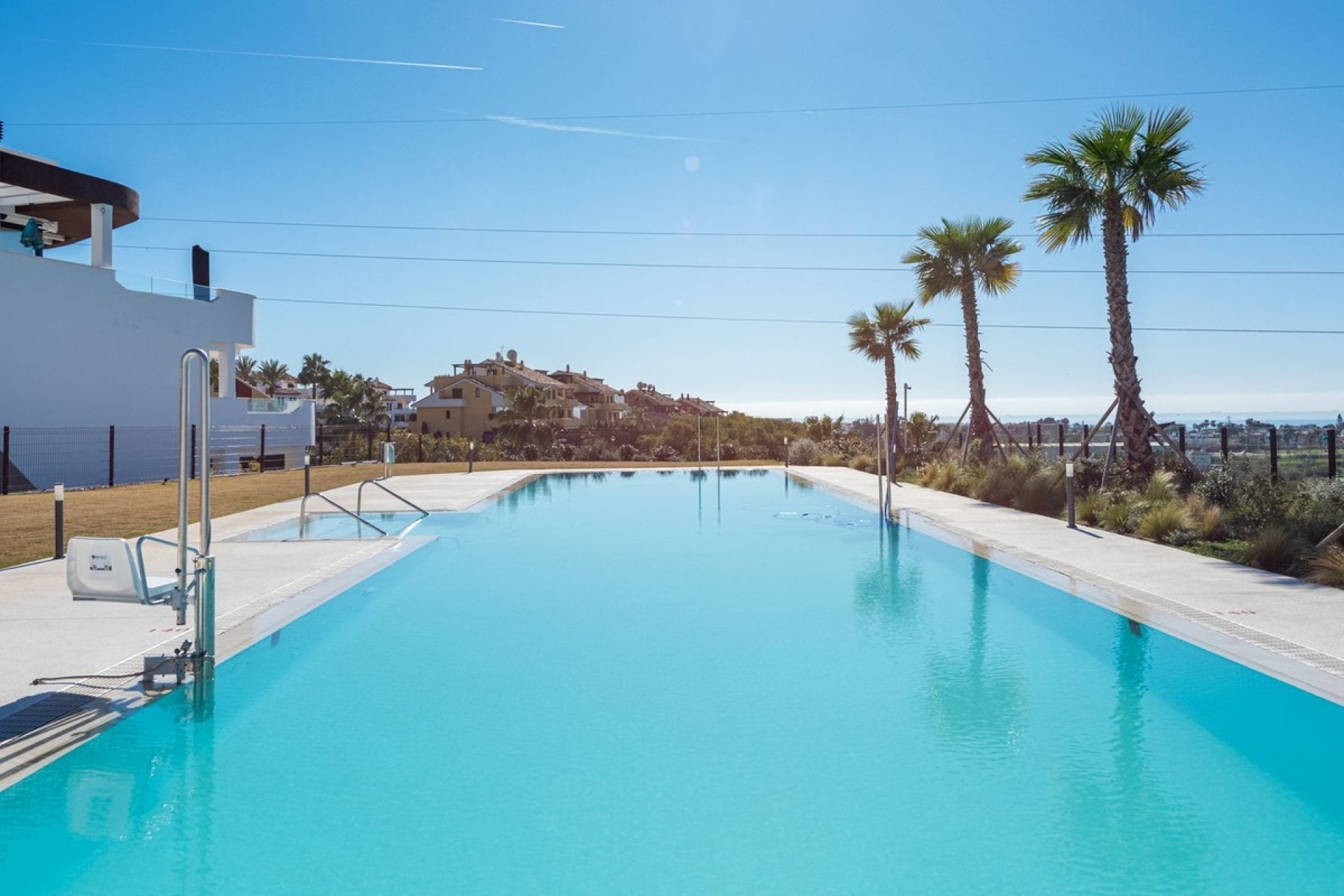 Resale - apartment - Estepona - Estepona Centro