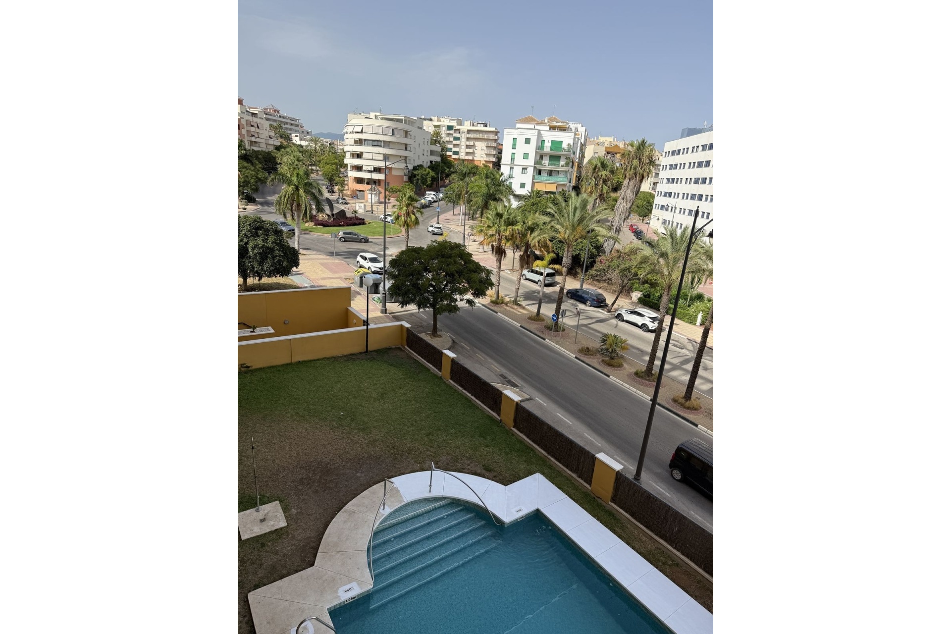Resale - apartment - Estepona - Estepona Centro