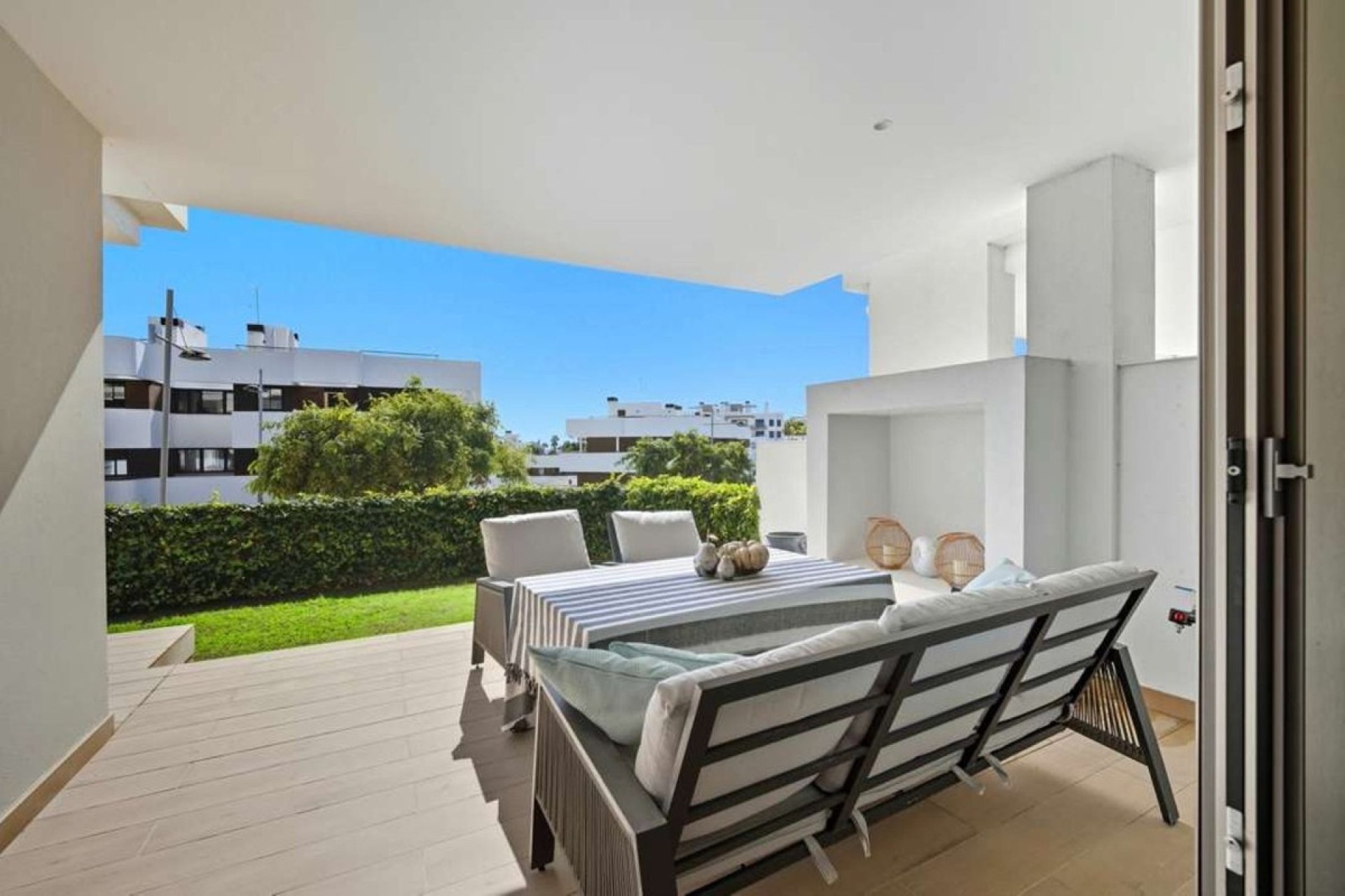 Resale - apartment - Estepona - Estepona Centro