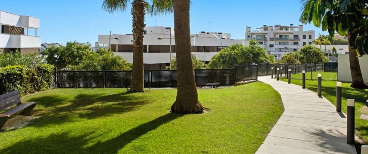 Resale - apartment - Estepona - Estepona Centro