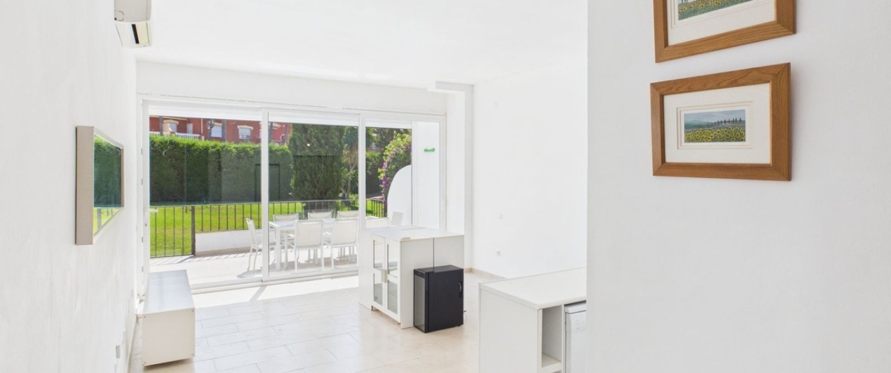 Resale - apartment - Estepona - Estepona Centro