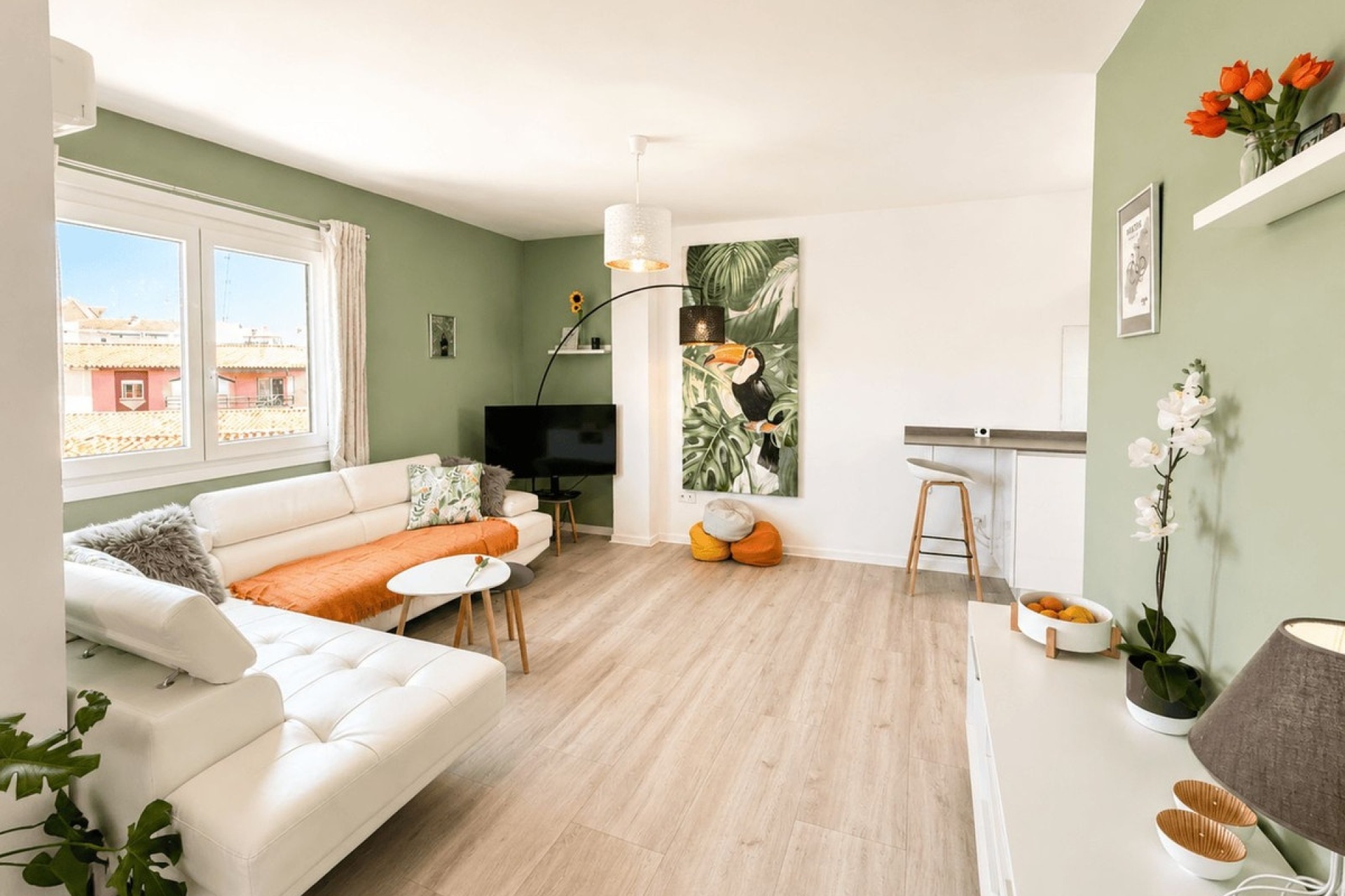 Resale - apartment - Estepona - Estepona Centro