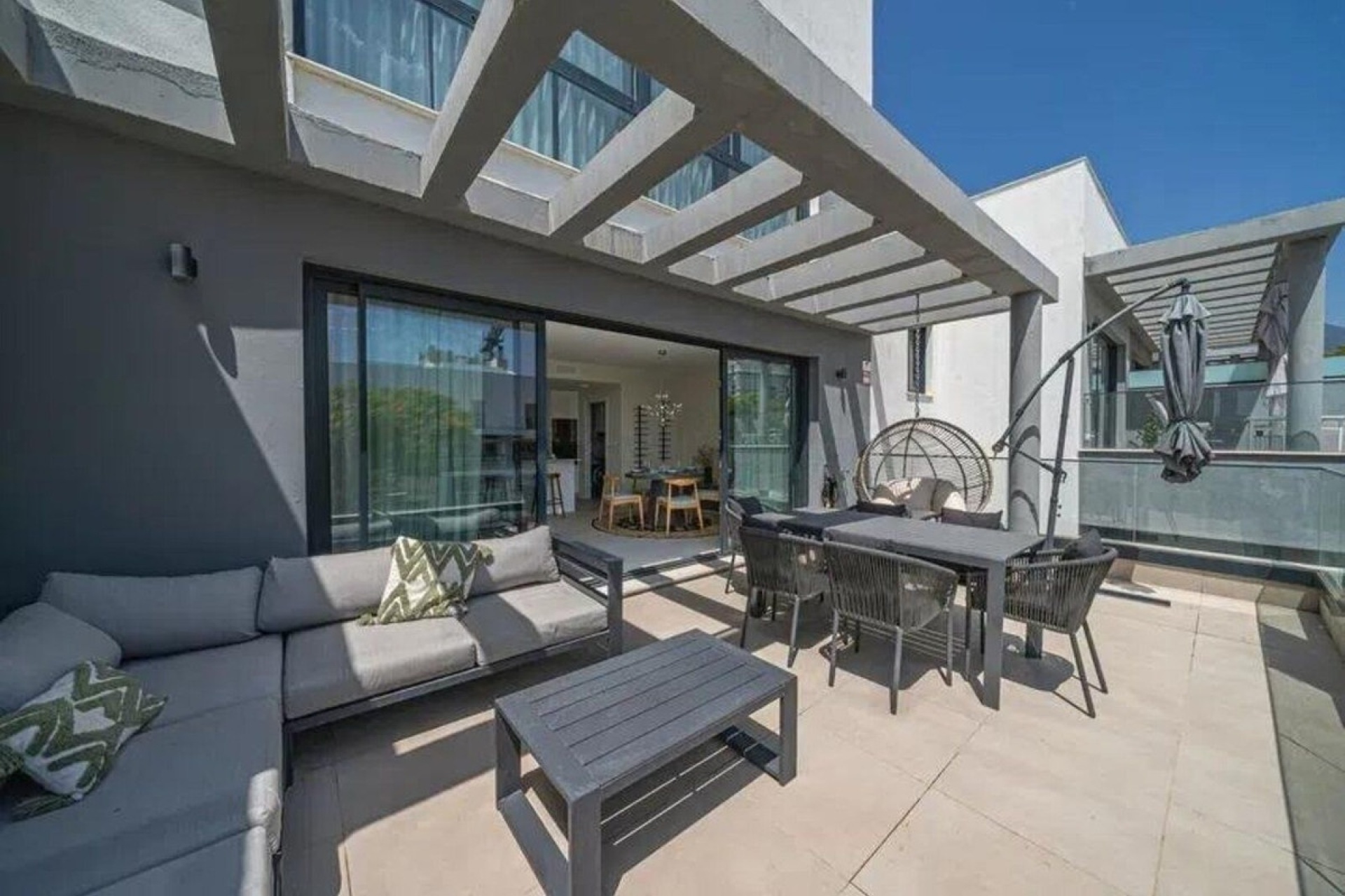 Resale - apartment - Estepona - Estepona Centro
