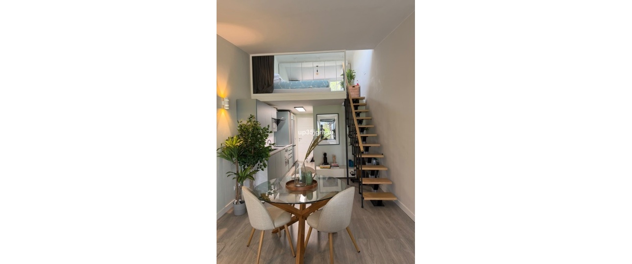 Resale - apartment - Estepona - Estepona Centro