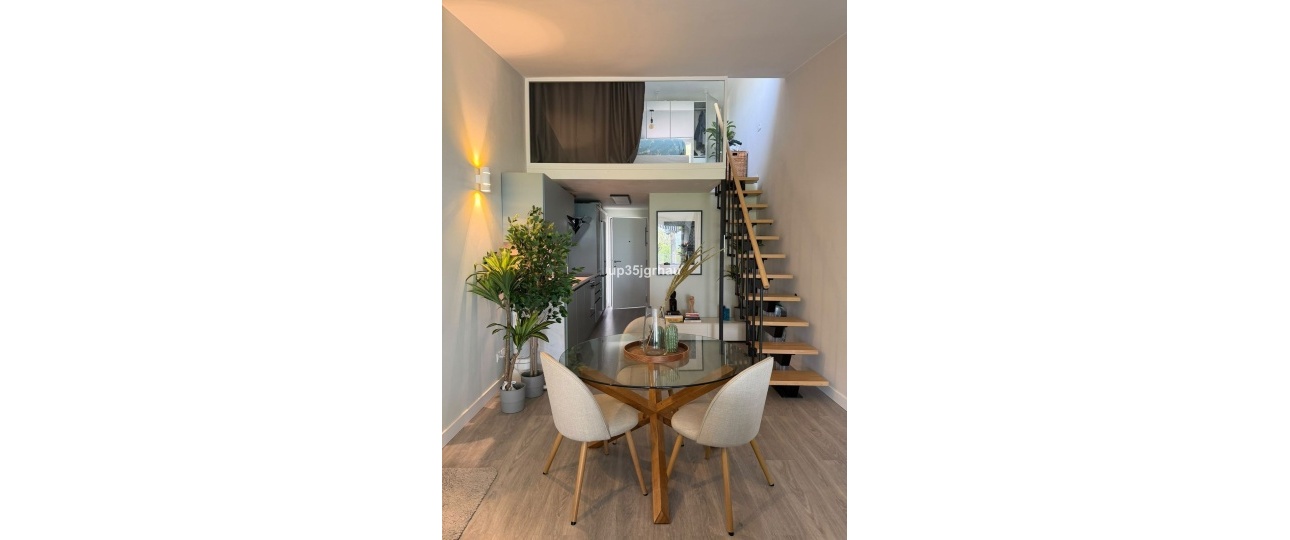 Resale - apartment - Estepona - Estepona Centro