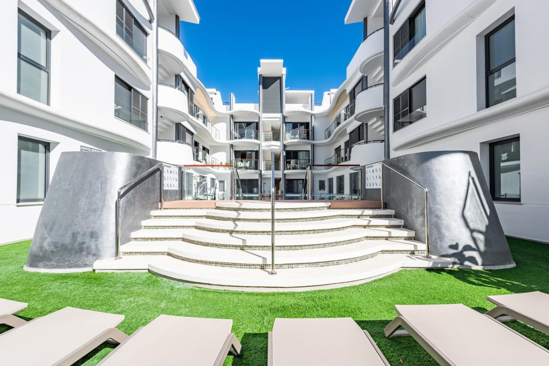 Resale - apartment - Estepona - Estepona Centro