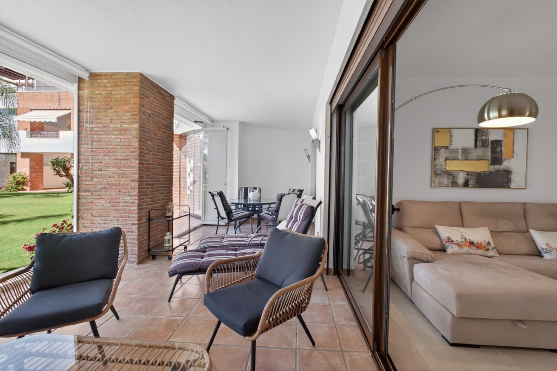 Resale - apartment - Estepona - Estepona Centro