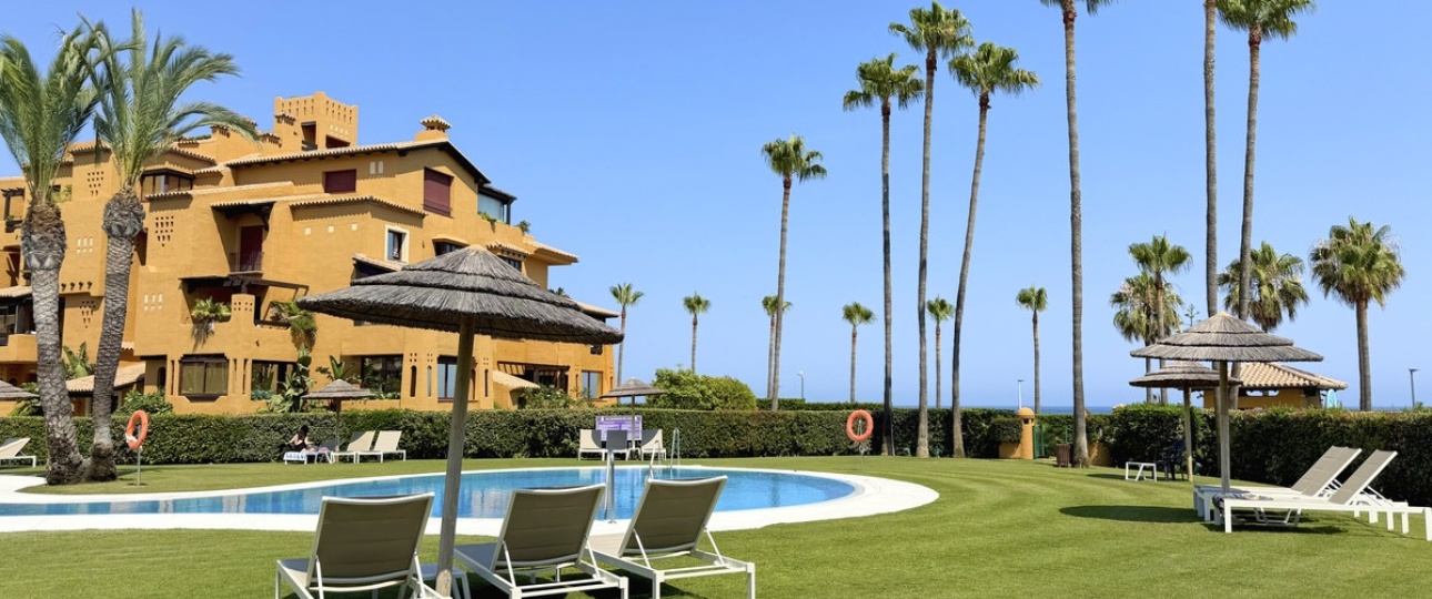 Resale - apartment - Estepona - Estepona Centro
