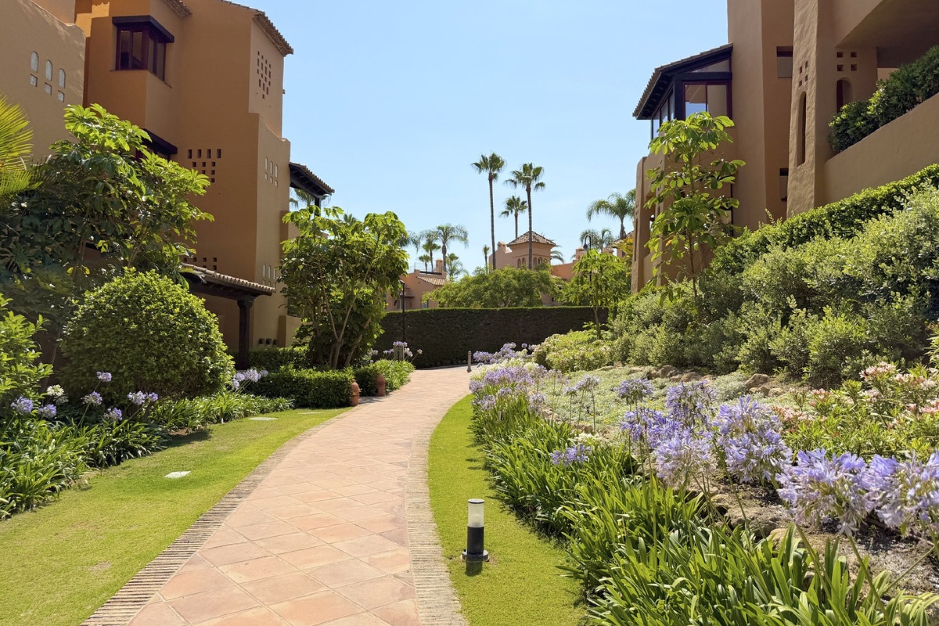 Resale - apartment - Estepona - Estepona Centro