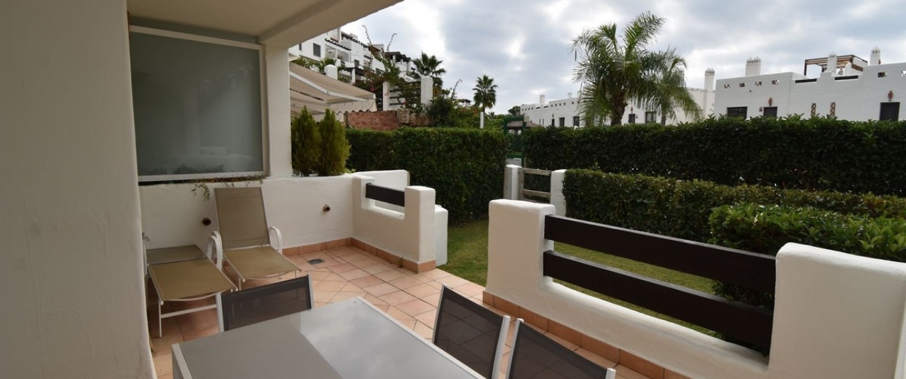 Resale - apartment - Estepona - Estepona Centro