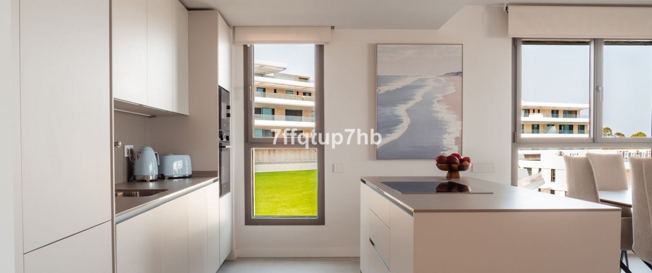 Resale - apartment - Estepona - Estepona Centro