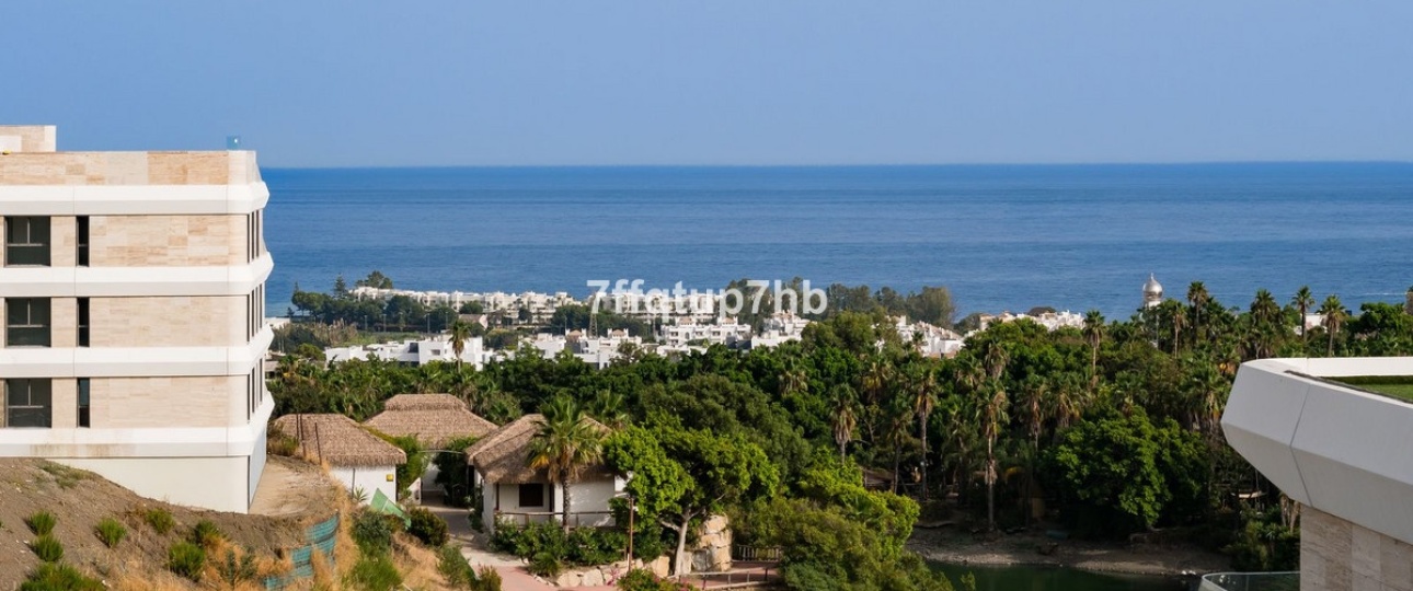 Resale - apartment - Estepona - Estepona Centro