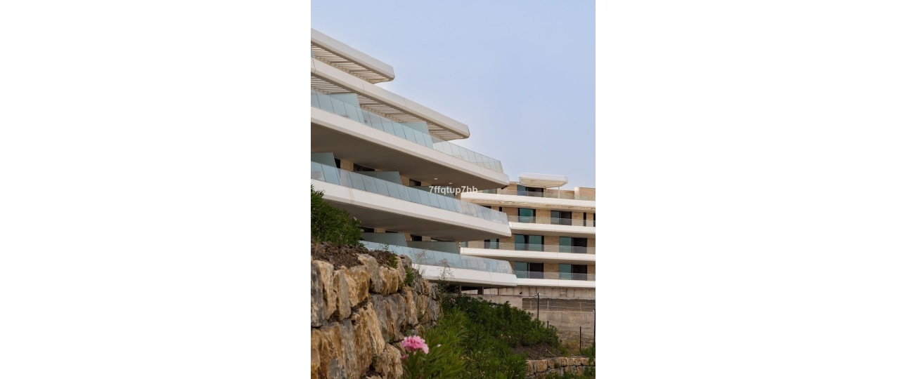 Resale - apartment - Estepona - Estepona Centro