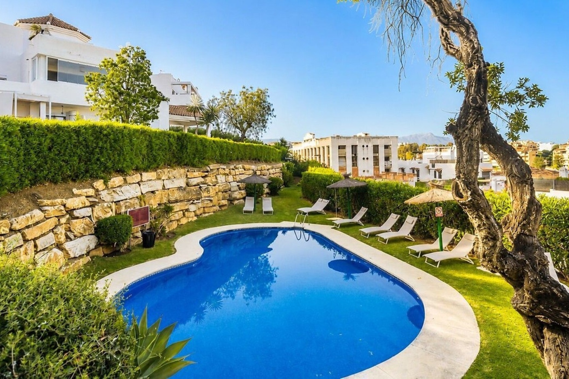 Resale - apartment - Estepona - Estepona Centro