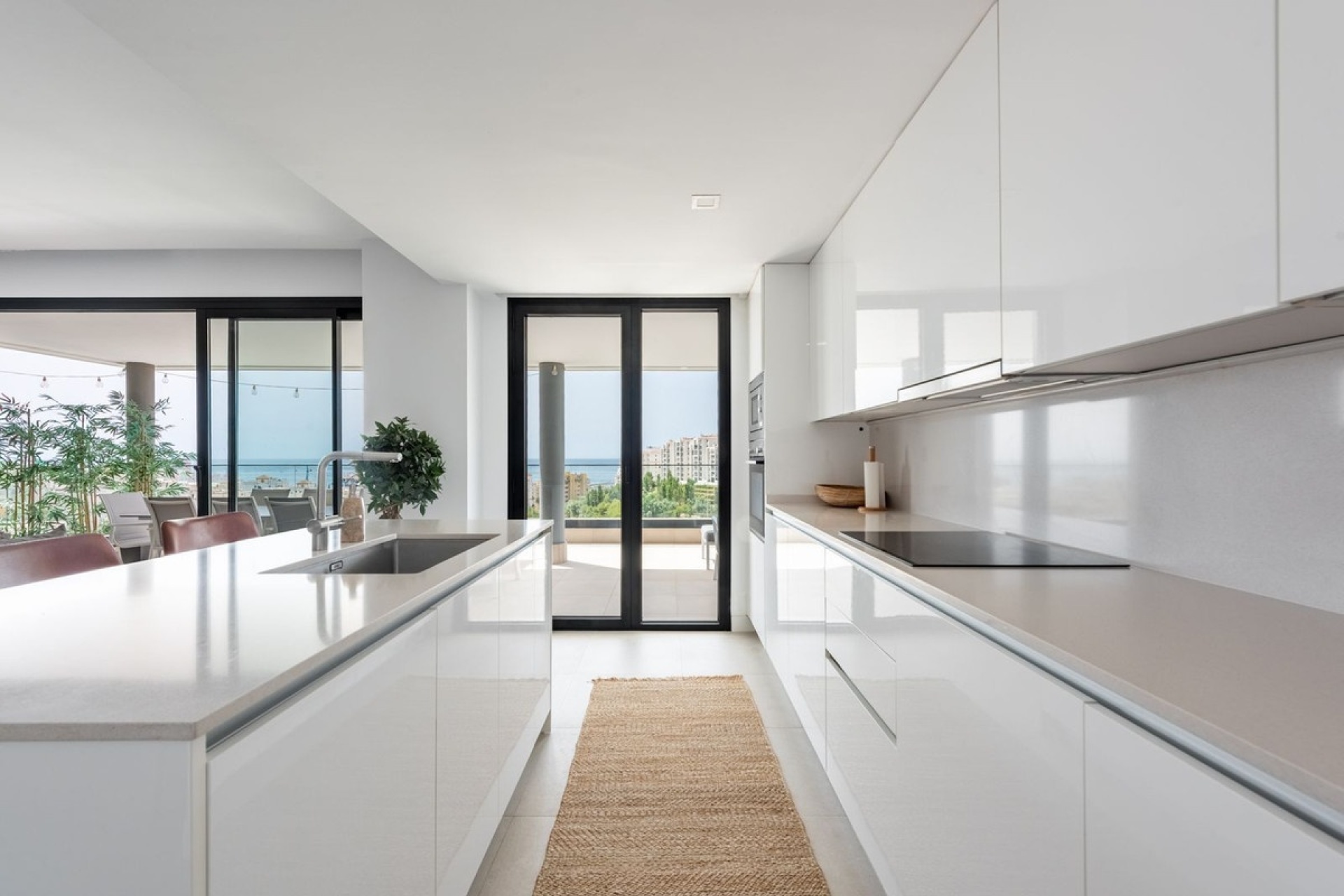 Resale - apartment - Estepona - Estepona Centro