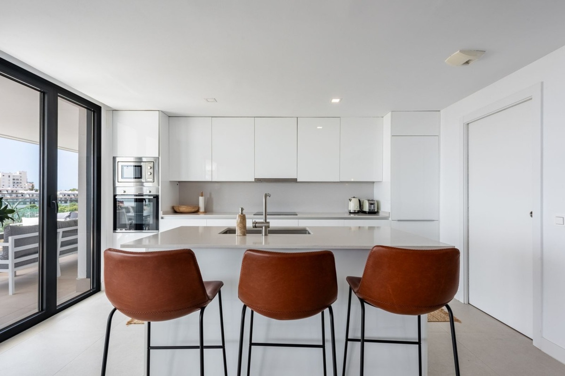 Resale - apartment - Estepona - Estepona Centro