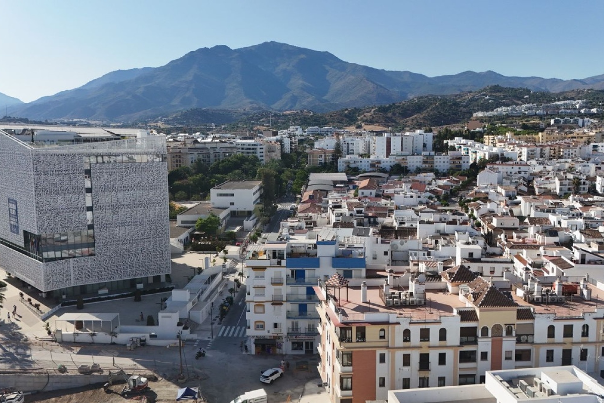 Resale - apartment - Estepona - Estepona Centro