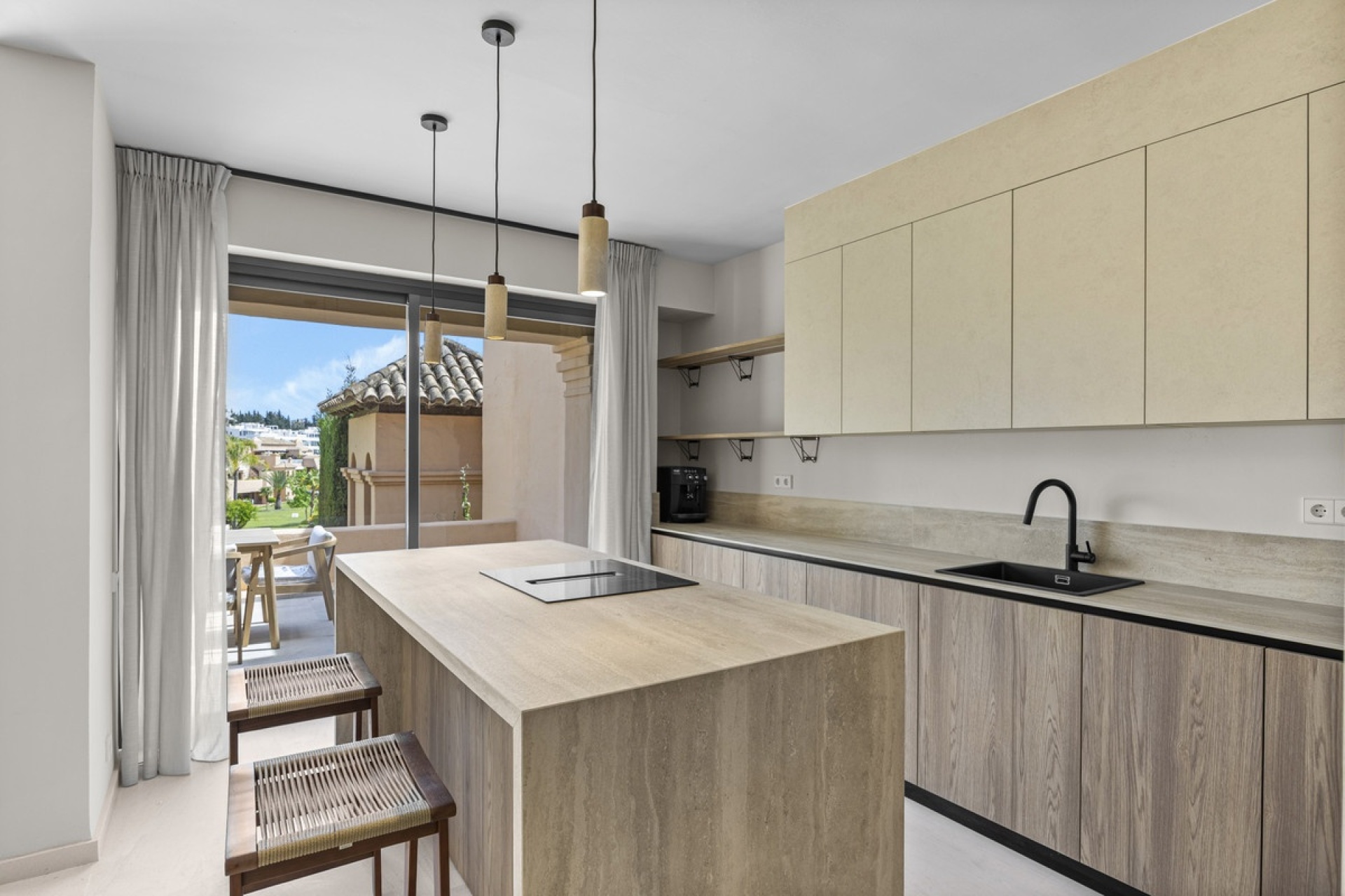 Resale - apartment - Estepona - Estepona Centro