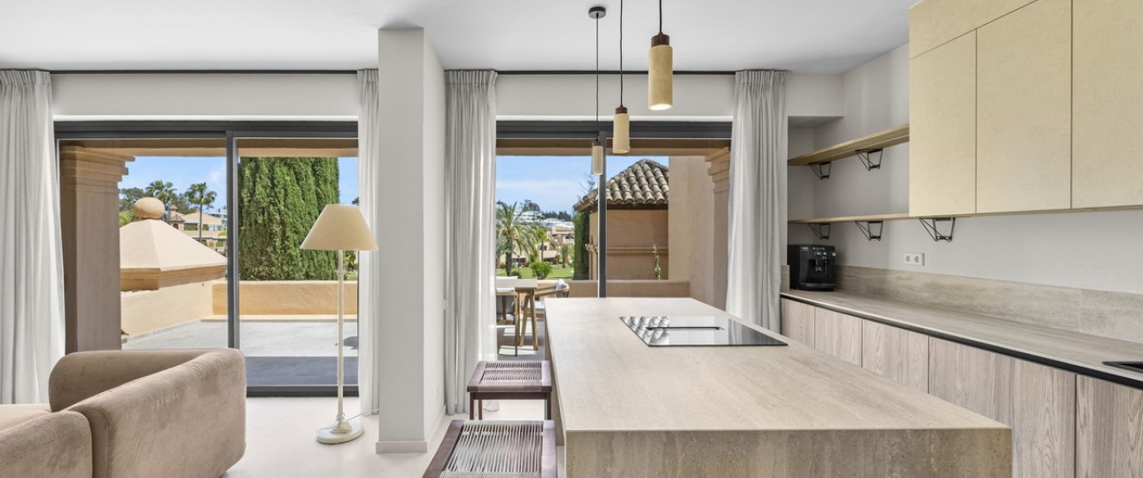 Resale - apartment - Estepona - Estepona Centro