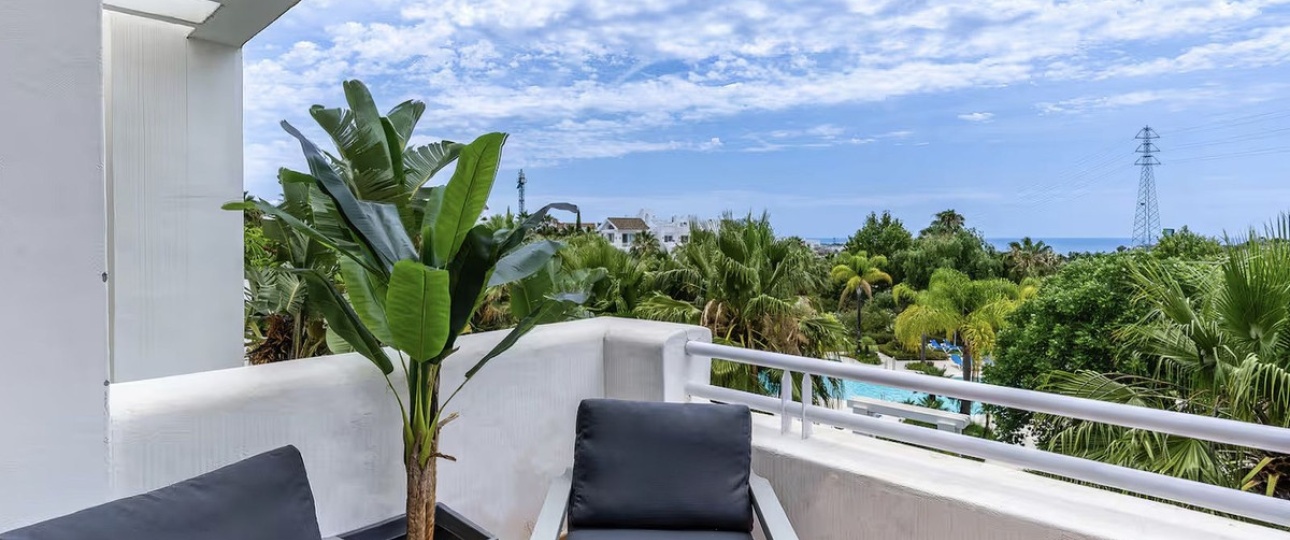 Resale - apartment - Estepona - Estepona Centro
