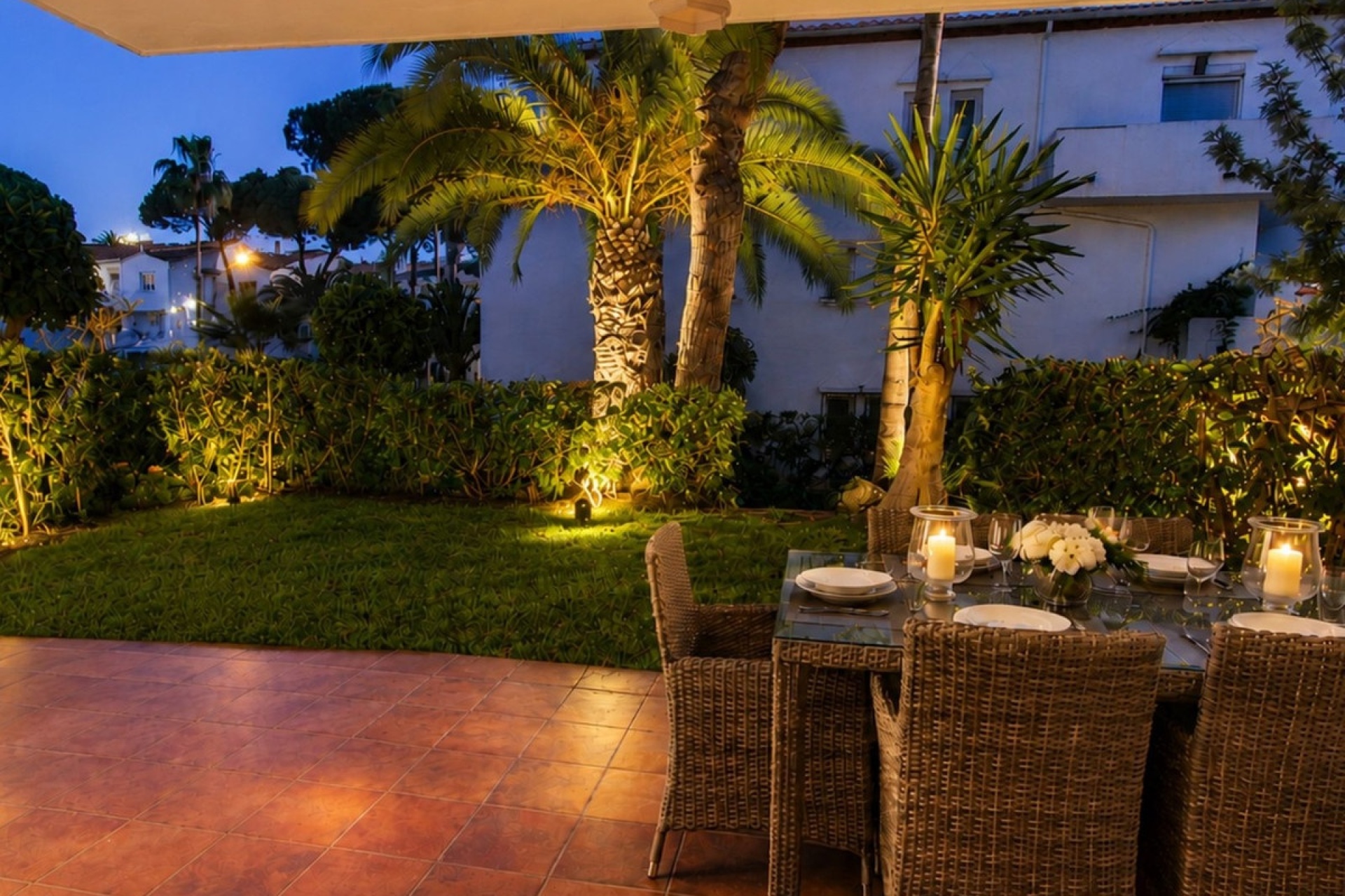 Resale - apartment - Estepona - Estepona Centro