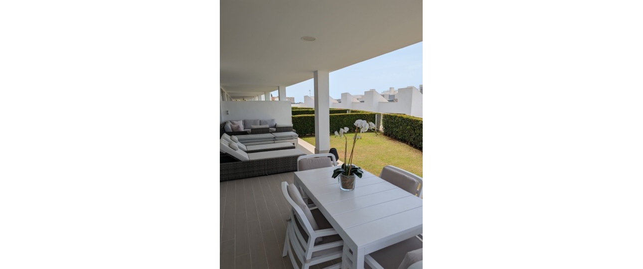 Resale - apartment - Estepona - Estepona Centro