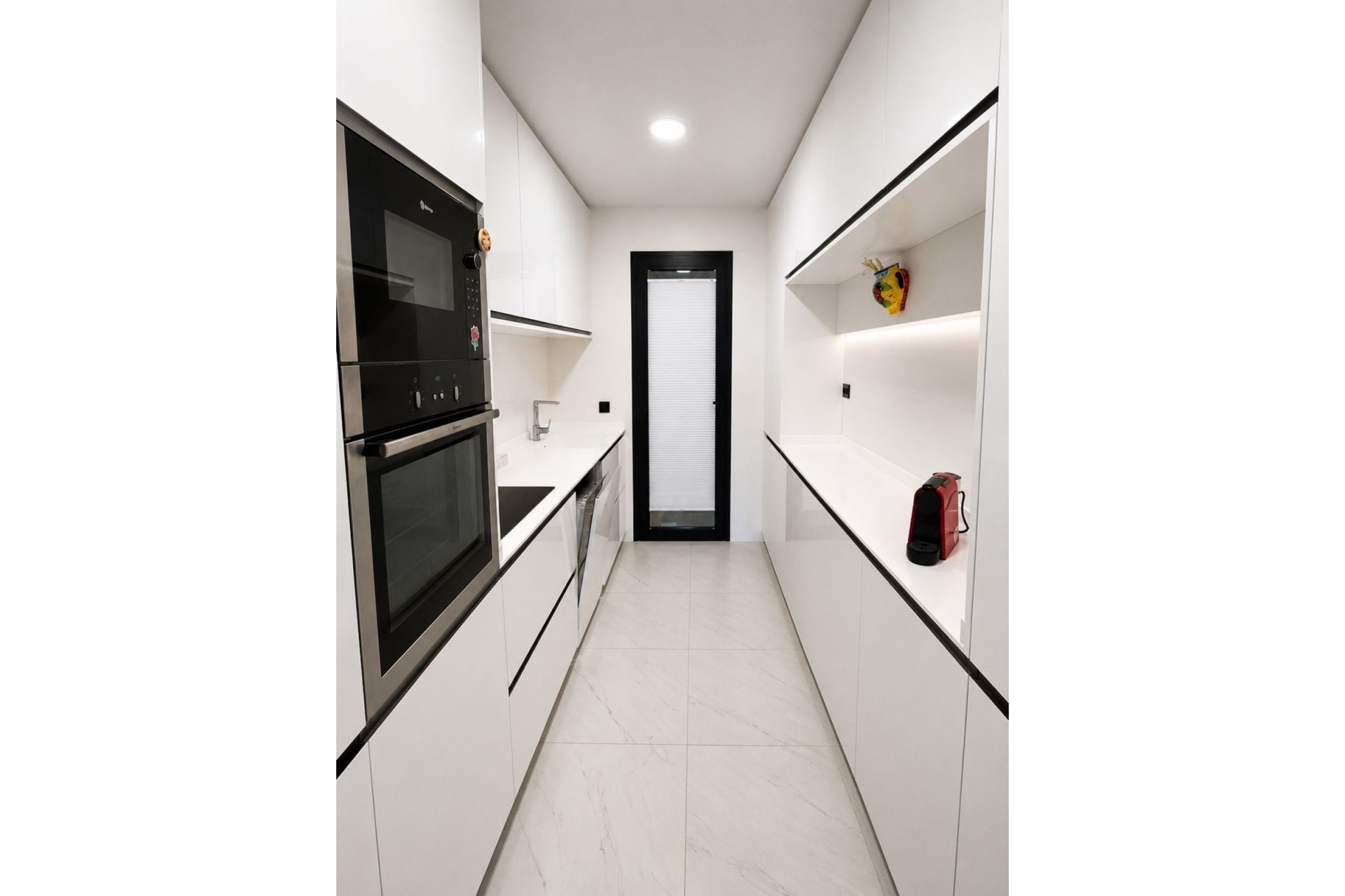 Resale - apartment - Estepona - Estepona Centro