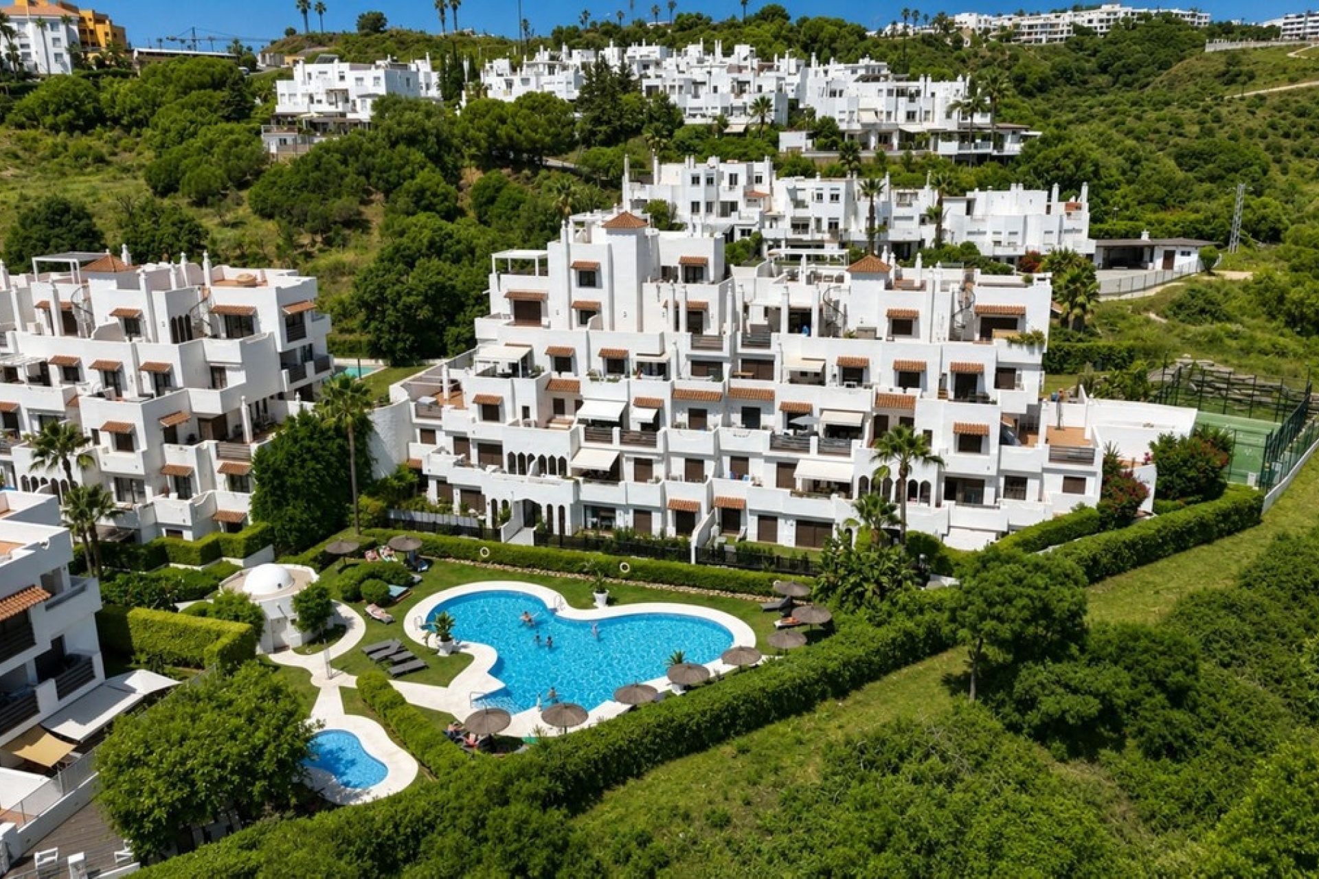 Resale - apartment - Estepona - Estepona Centro