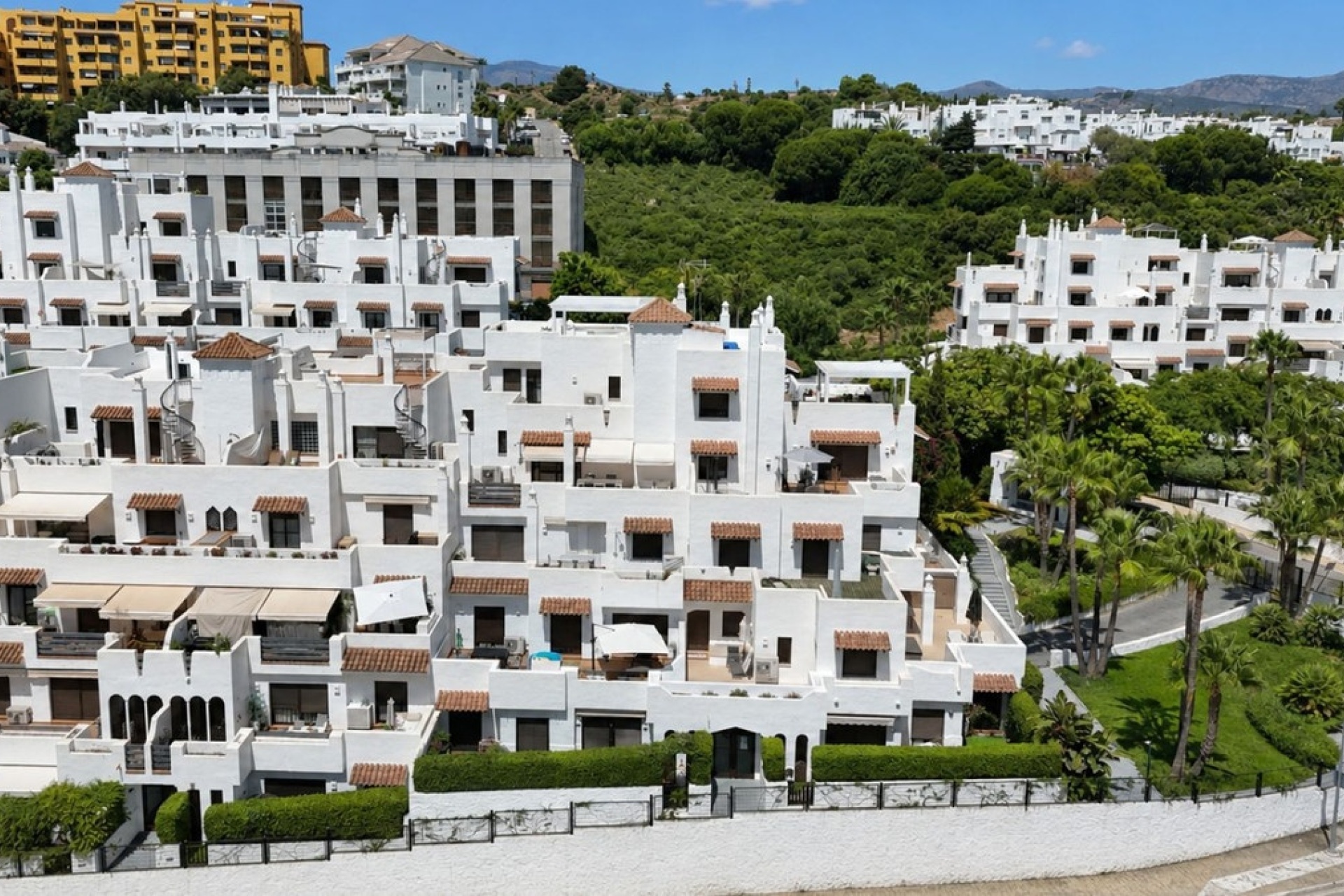 Resale - apartment - Estepona - Estepona Centro