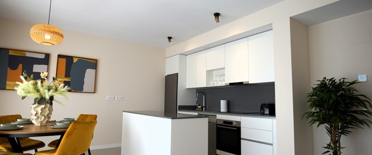 Resale - apartment - Estepona - Estepona Centro