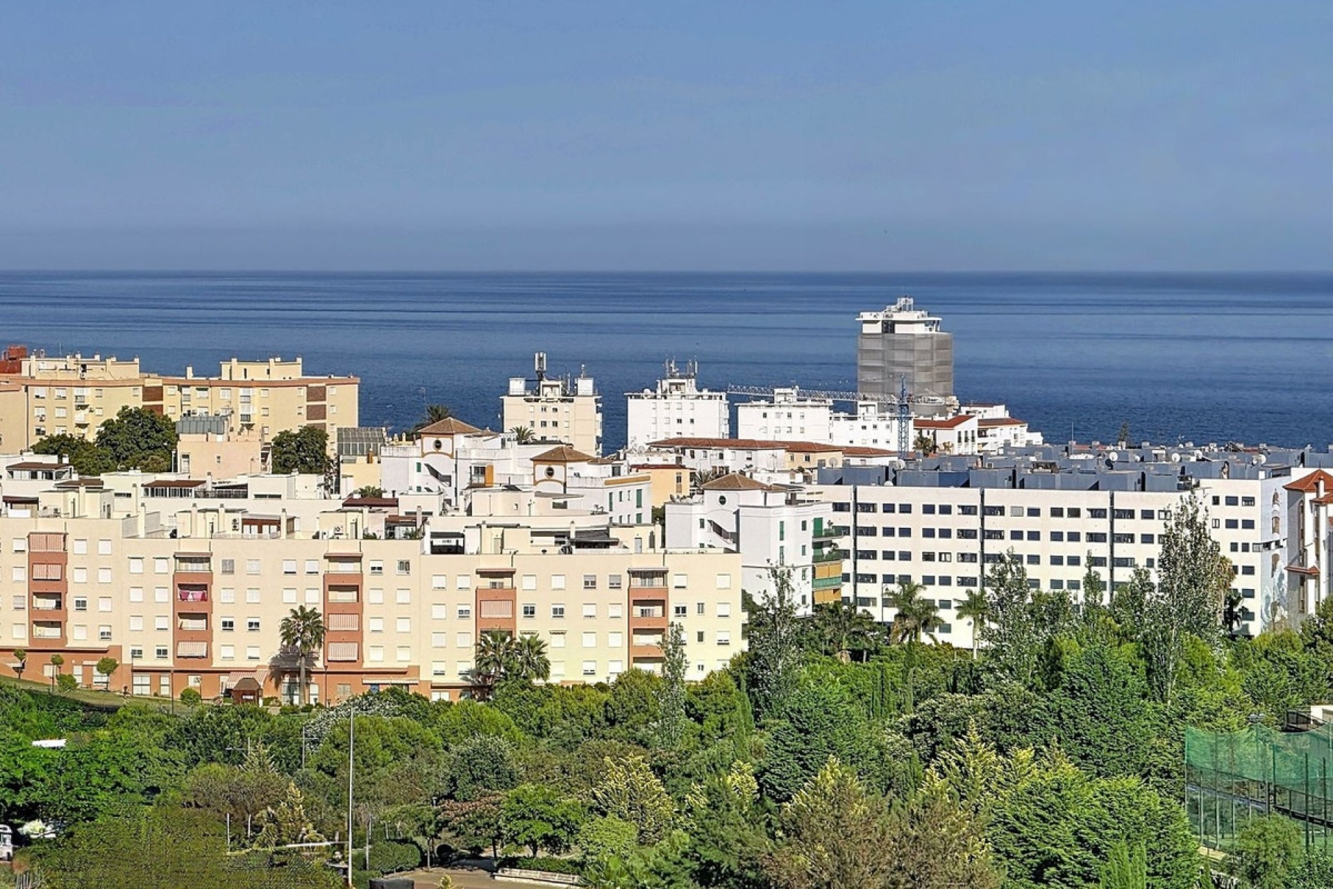 Resale - apartment - Estepona - Estepona Centro