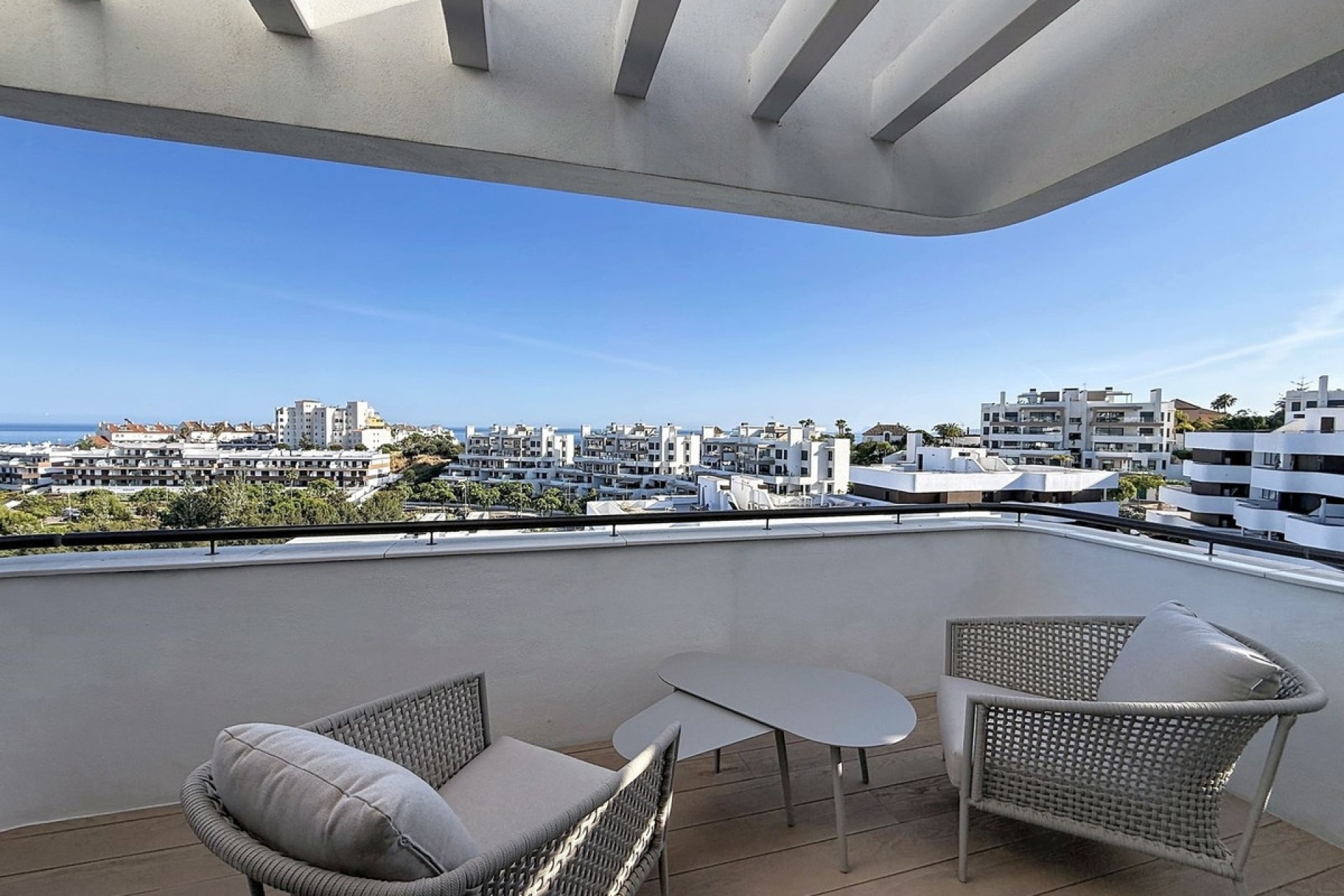 Resale - apartment - Estepona - Estepona Centro