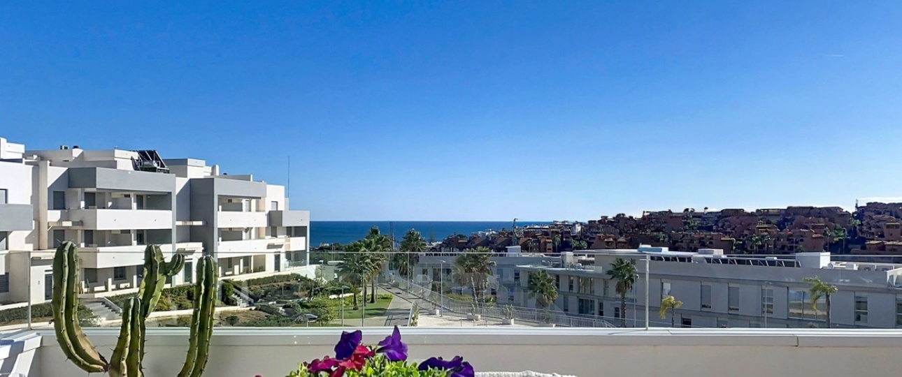 Resale - apartment - Estepona - Estepona Centro