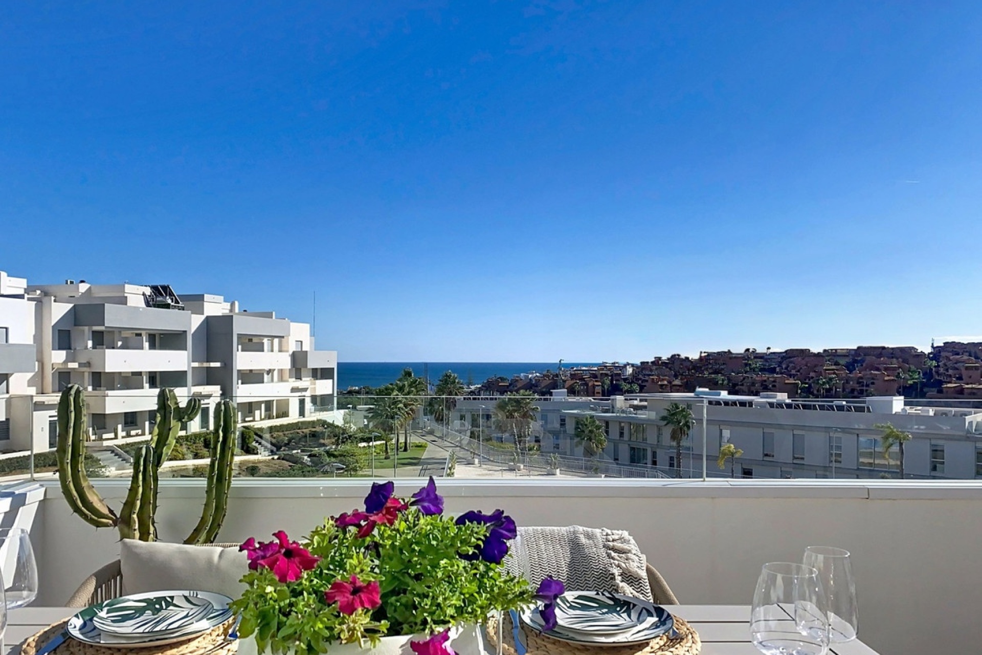 Resale - apartment - Estepona - Estepona Centro