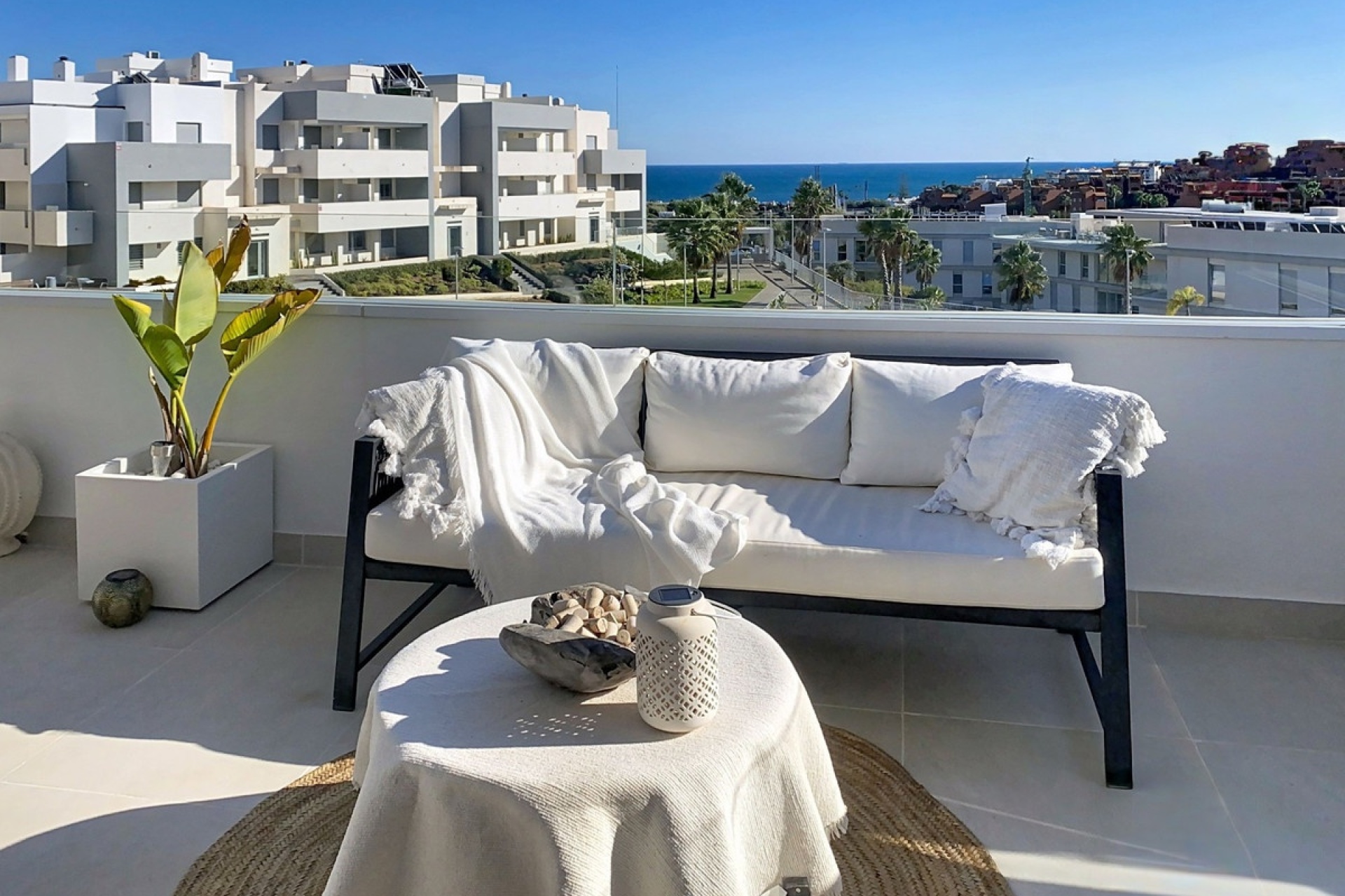 Resale - apartment - Estepona - Estepona Centro