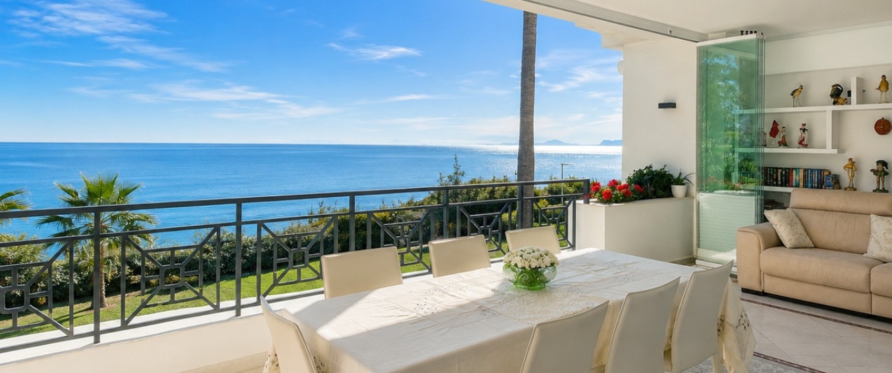 Resale - apartment - Estepona - Estepona Centro