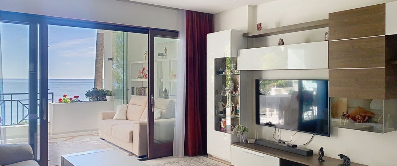 Resale - apartment - Estepona - Estepona Centro