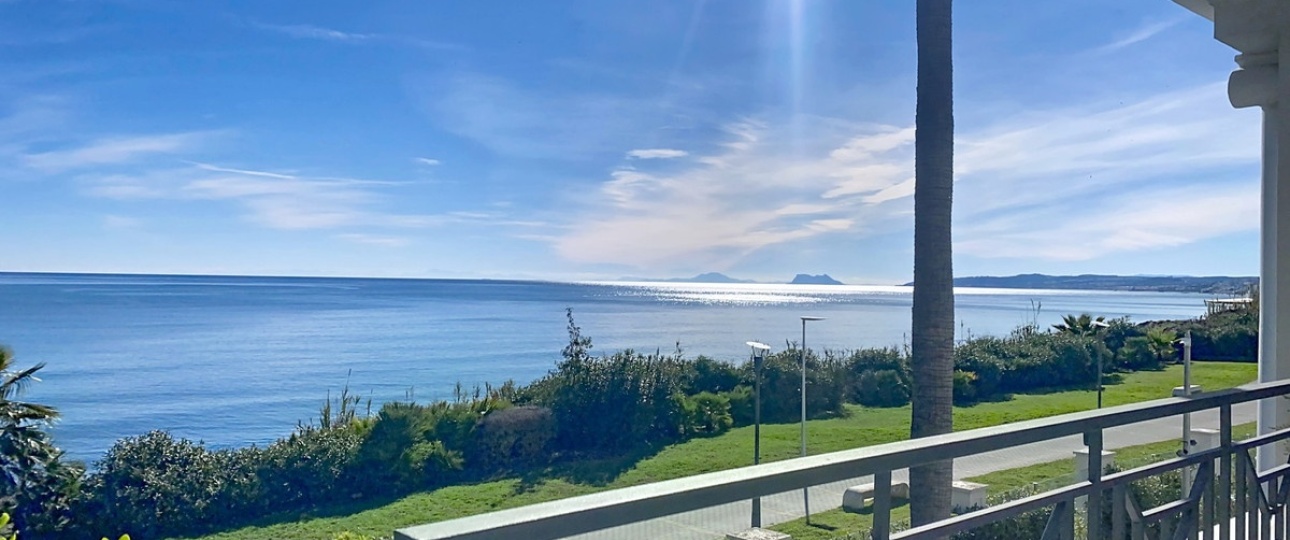Resale - apartment - Estepona - Estepona Centro