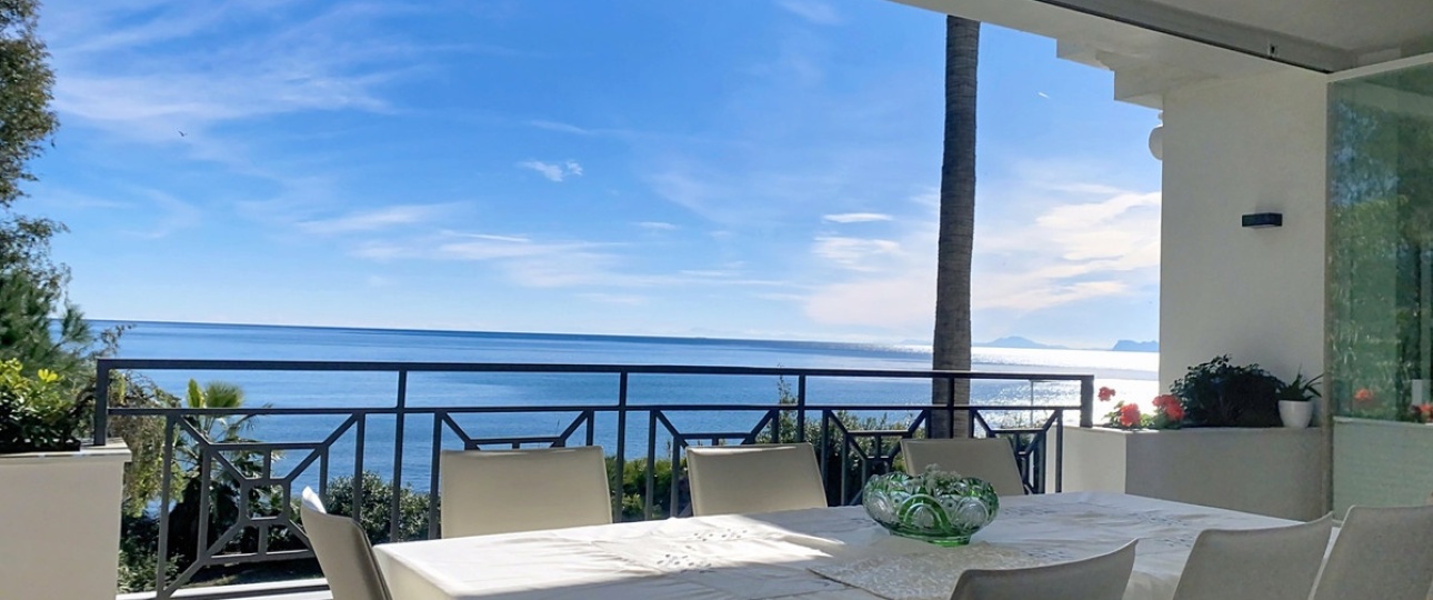 Resale - apartment - Estepona - Estepona Centro