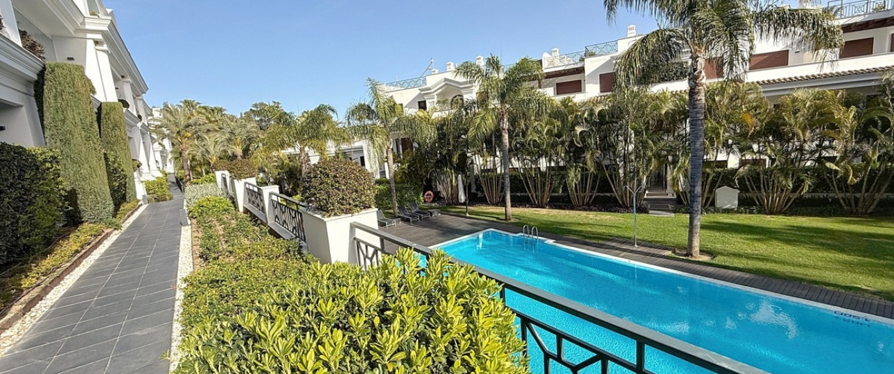 Resale - apartment - Estepona - Estepona Centro