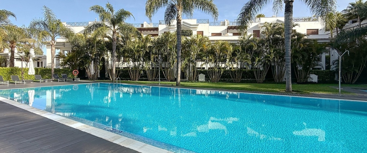Resale - apartment - Estepona - Estepona Centro