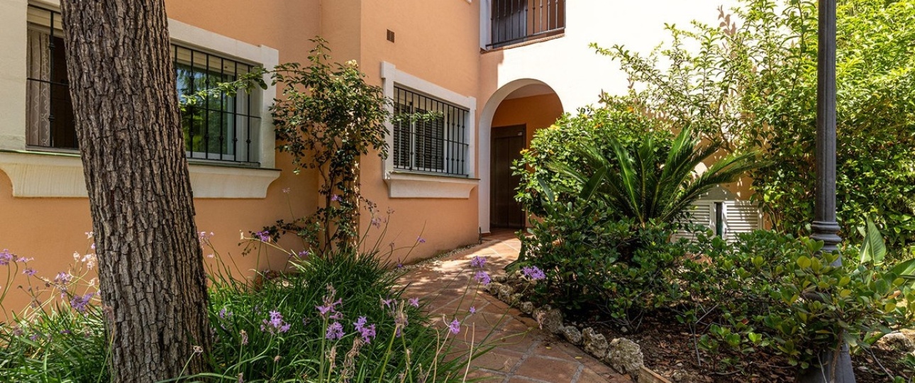 Resale - apartment - Estepona - Estepona Centro