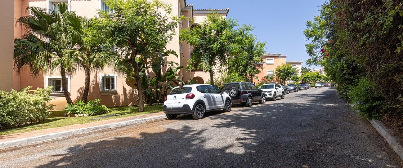 Resale - apartment - Estepona - Estepona Centro