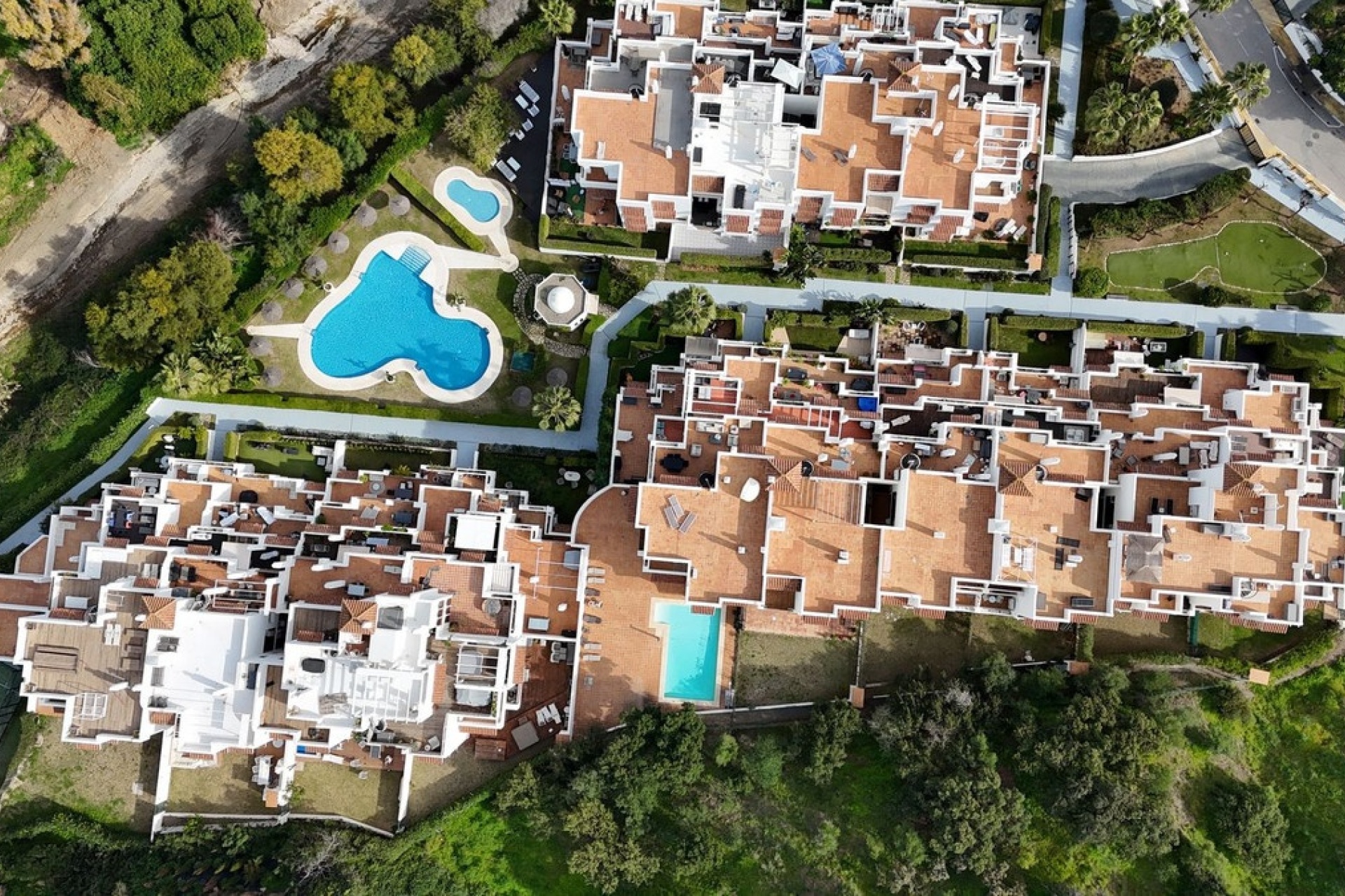 Resale - apartment - Estepona - Estepona Centro