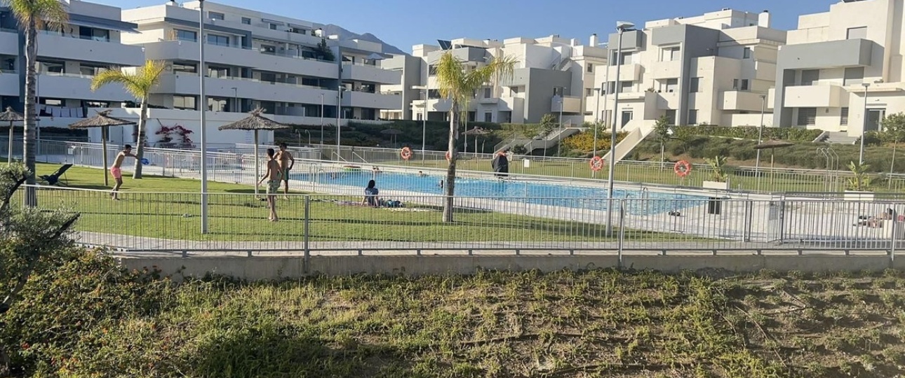 Resale - apartment - Estepona - Estepona Centro
