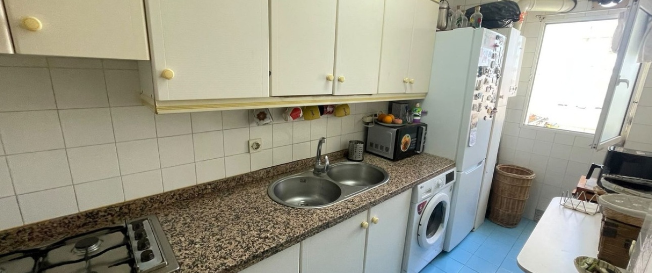 Resale - apartment - Estepona - Estepona Centro
