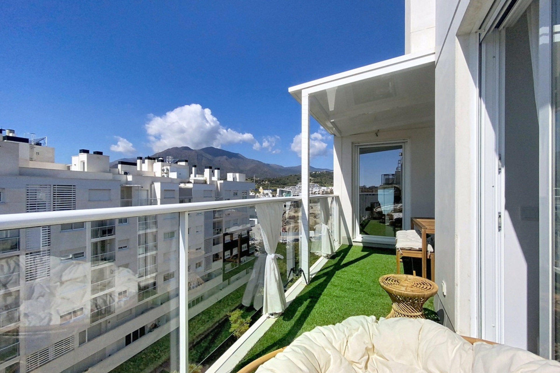 Resale - apartment - Estepona - Estepona Centro